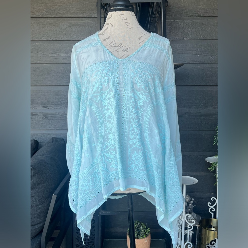 Johnny Was Asymmetrical Embroidered Roll Tab Sleeve Aqua Tunic Top S